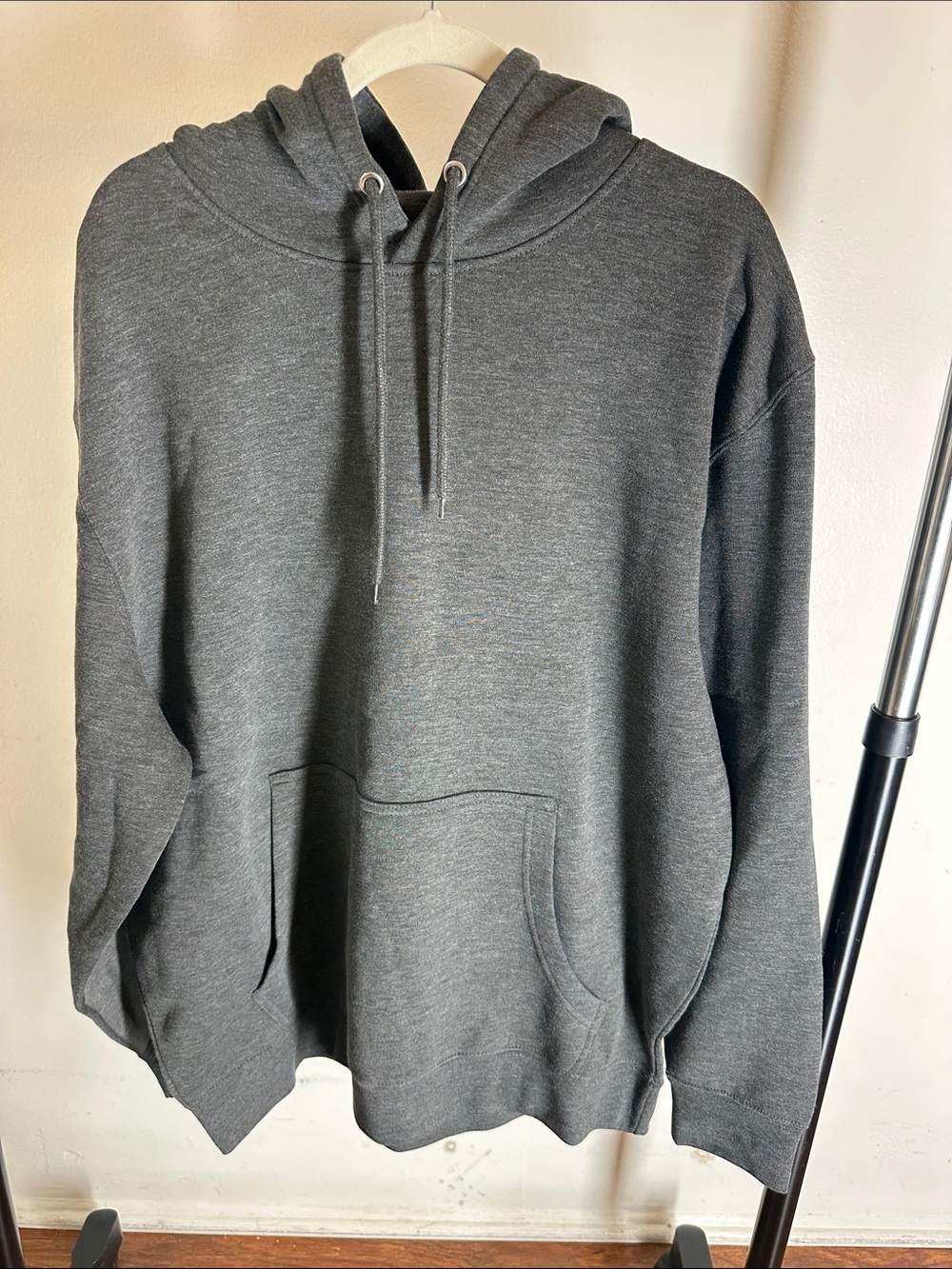 Men's Charcoal Gray Pullover Hooded Sweatshirt